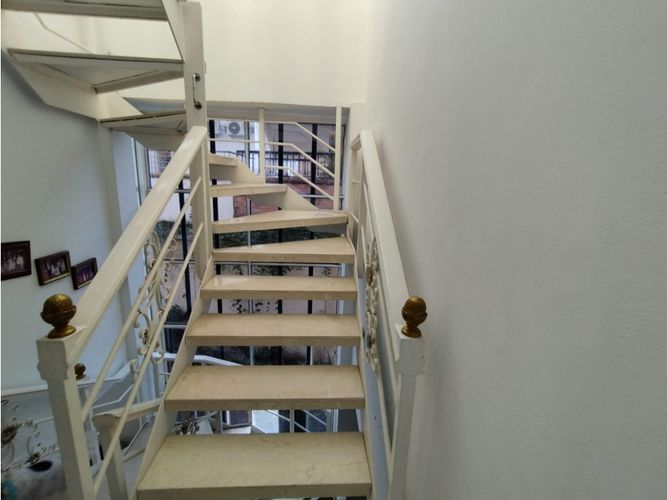 Casa de 5 alcobas en venta en La Hacienda, Cali, 313 m² · foto 5 de 18