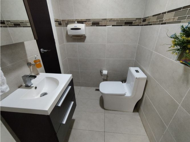 Casa de 5 alcobas en venta en La Hacienda, Cali, 313 m² · foto 17 de 18
