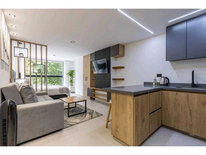 Oficina en venta en Laureles, Medellín, 39 m² · foto 2 de 15