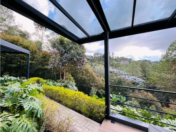 Casa de 3 alcobas en venta en Puente Pelaez, El Retiro, 332 m² · foto 2 de 24