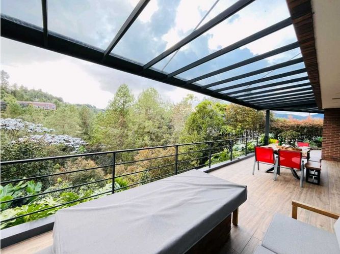 Casa de 3 alcobas en venta en Puente Pelaez, El Retiro, 332 m² · foto 3 de 24