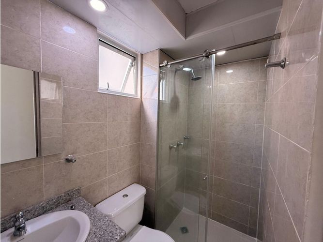 Apartamento de 3 alcobas en venta en Cr. Los Naranjos, Jamundí, 63 m² · foto 9 de 11