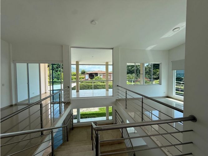 Casa de 5 alcobas en venta en Las Mercedes, Jamundí, 550 m² · foto 6 de 15
