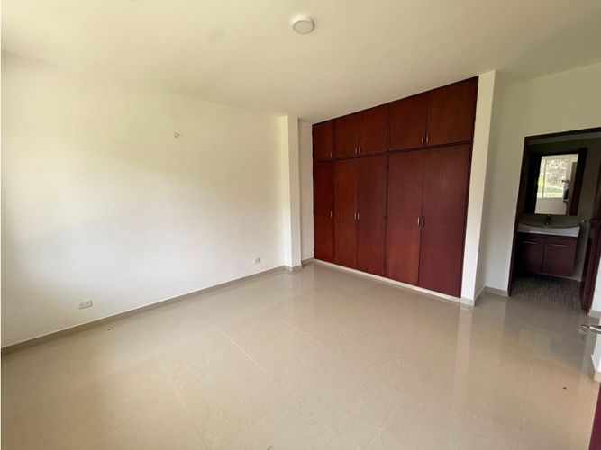 Casa de 5 alcobas en venta en Las Mercedes, Jamundí, 550 m² · foto 13 de 15