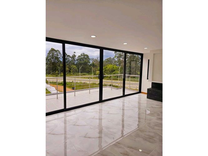 Casa de 4 alcobas en venta en Belchite, Rionegro, 240 m² · foto 17 de 18
