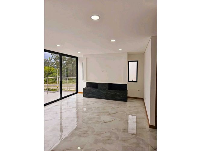 Casa de 4 alcobas en venta en Belchite, Rionegro, 240 m² · foto 18 de 18