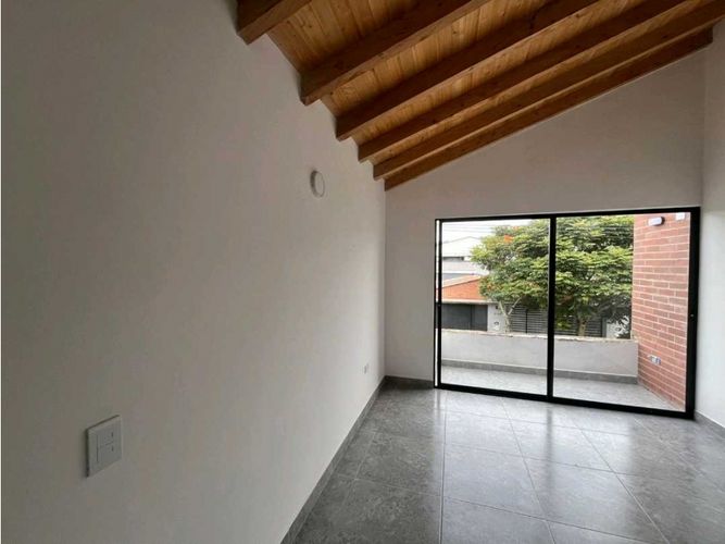 Casa de 4 alcobas en venta en Lomitas, La Ceja, 140 m² · foto 8 de 14