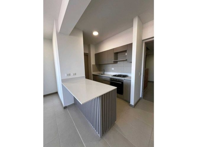 Apartamento de 2 alcobas en venta en El Porvenir, Rionegro, 65 m² · foto 2 de 2
