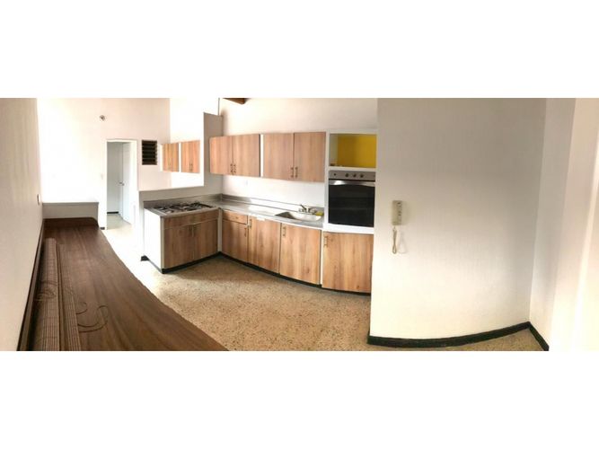 Apartamento de 4 alcobas en venta en Conquistadores, Medellín, 174 m² · foto 2 de 12