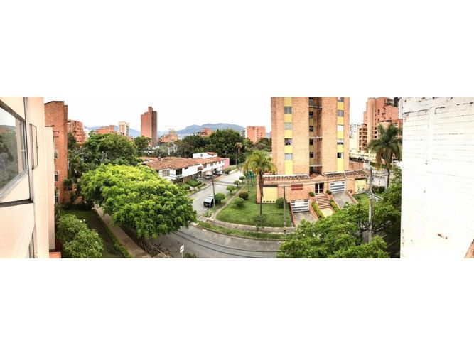 Apartamento de 4 alcobas en venta en Conquistadores, Medellín, 174 m² · foto 4 de 12