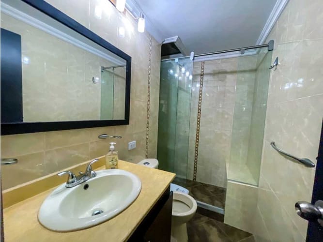 Apartamento de 5 alcobas en venta en Estadio, Medellín, 440 m² · foto 18 de 24