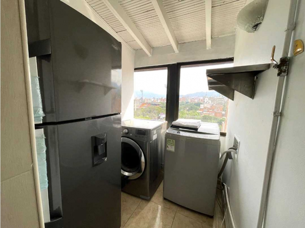 Apartamento en arriendo en Laureles, Medellín · foto 6 de 24