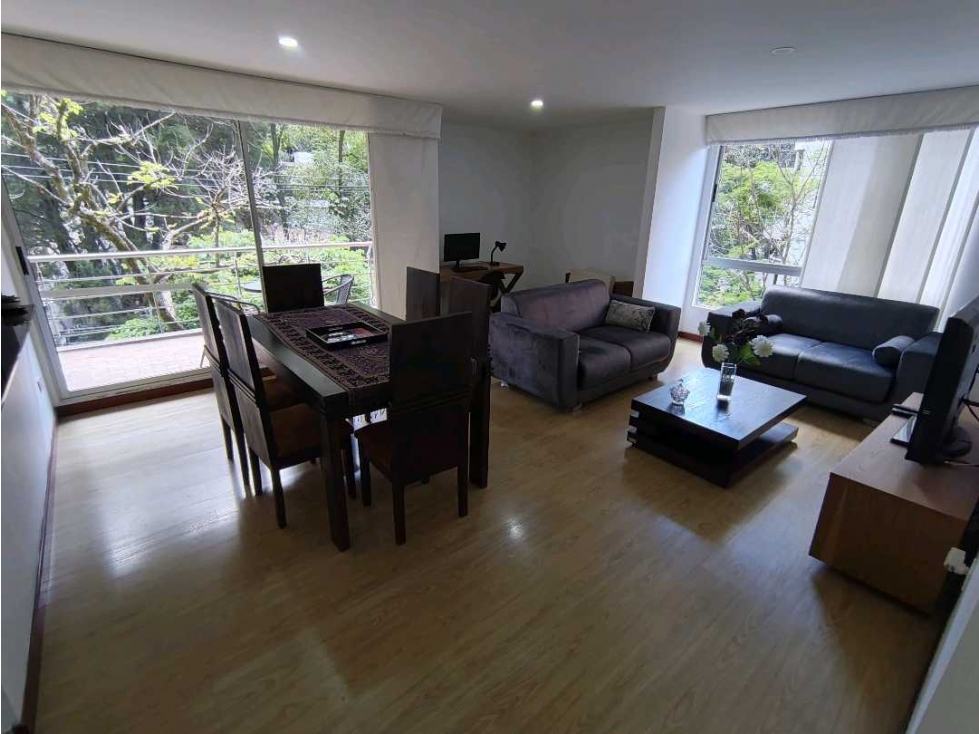 Apartamento en arriendo en Lalinde, Medellín · foto 3 de 22