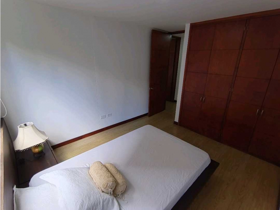 Apartamento en arriendo en Lalinde, Medellín · foto 6 de 22