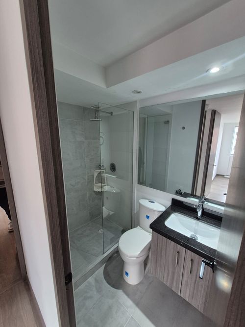 Apartamento de 3 alcobas en venta en Américas Central, Bogotá, 67 m² · foto 11 de 14