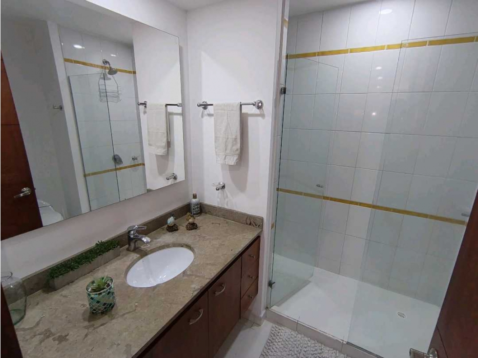 Apartamento en arriendo en Lalinde, Medellín · foto 18 de 22