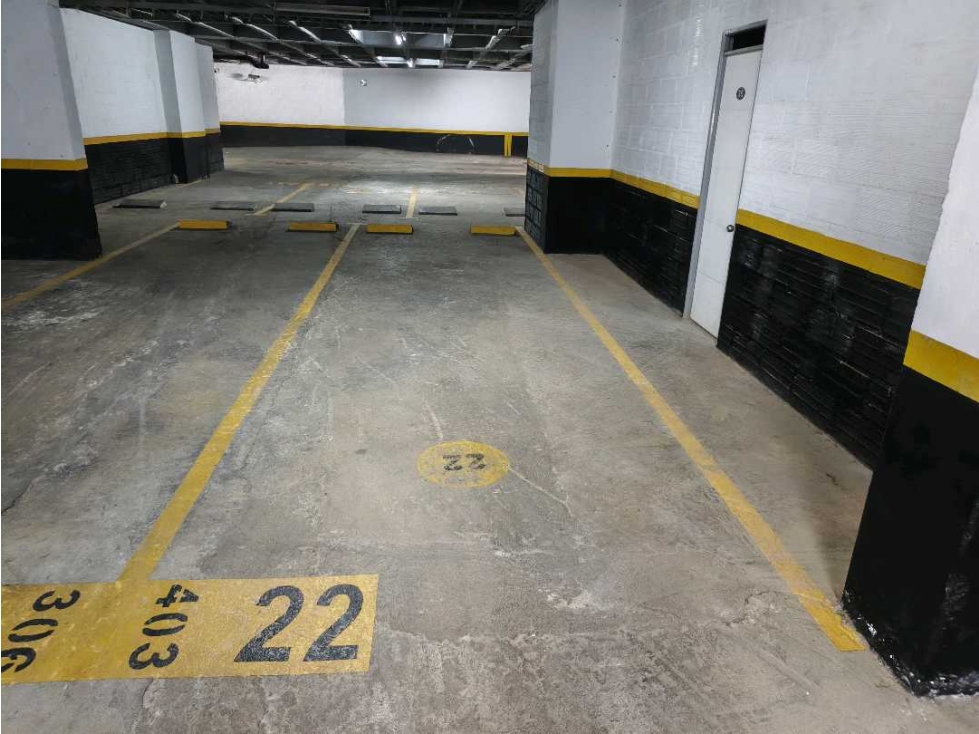 Apartamento en arriendo en Lalinde, Medellín · foto 20 de 22