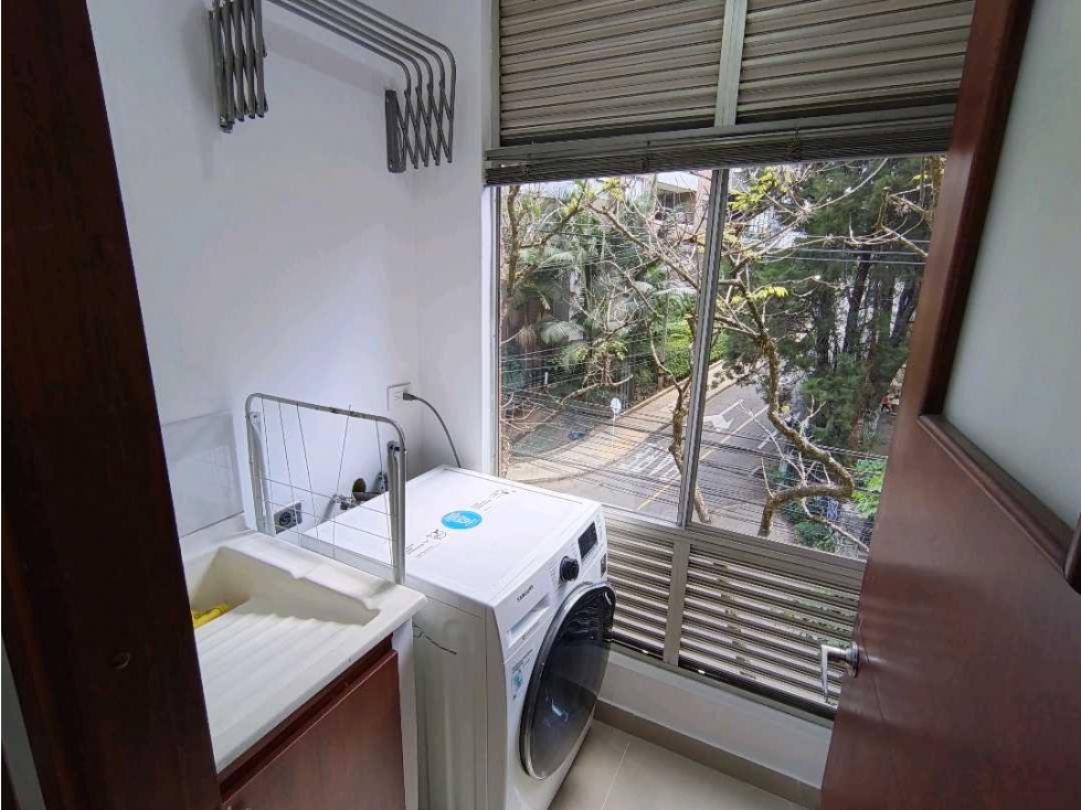 Apartamento en arriendo en Lalinde, Medellín · foto 22 de 22
