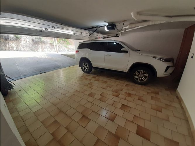 Casa de 5 alcobas en venta en Santa Monica, Cali, 382 m² · foto 12 de 19