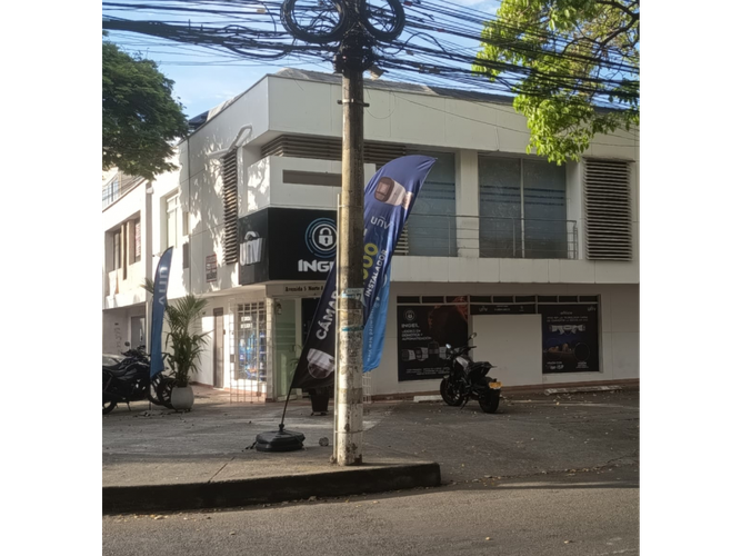 Casa de 5 alcobas en venta en San Vicente, Cali, 500 m² · foto 1 de 10