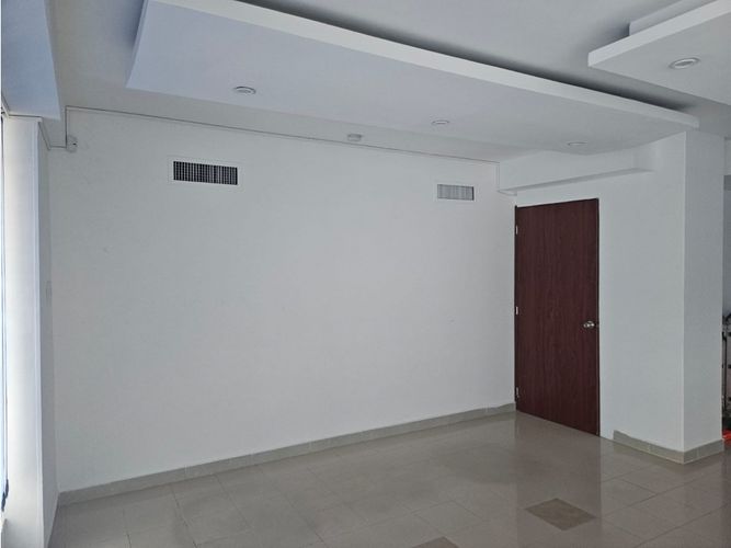 Casa de 5 alcobas en venta en San Vicente, Cali, 500 m² · foto 8 de 10