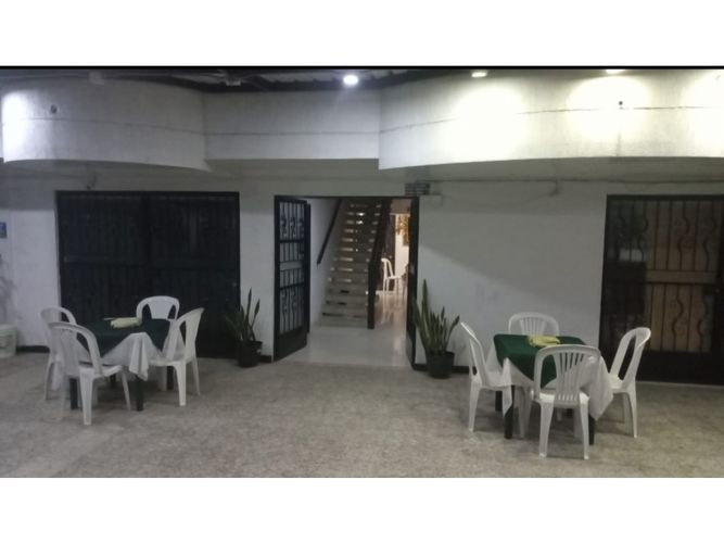 Edificio en venta en Camino Real, Cali, 750 m² · foto 4 de 5