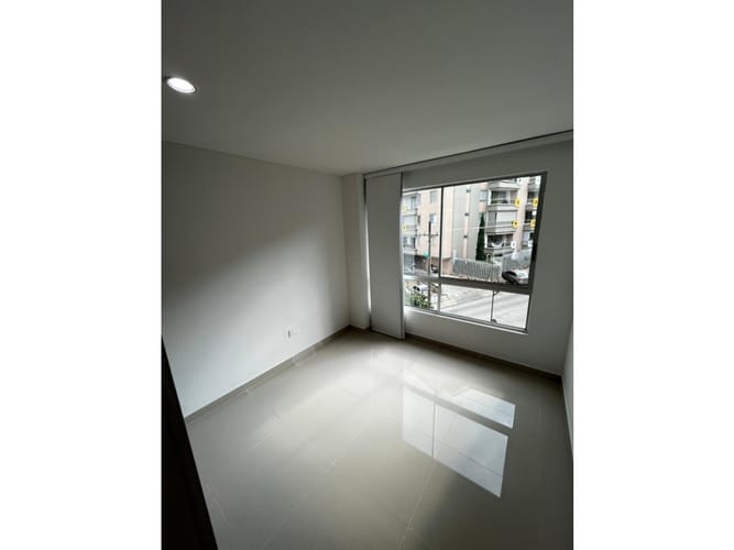 Apartamento de 4 alcobas en venta en Cristales, Cali, 125 m² · foto 8 de 12