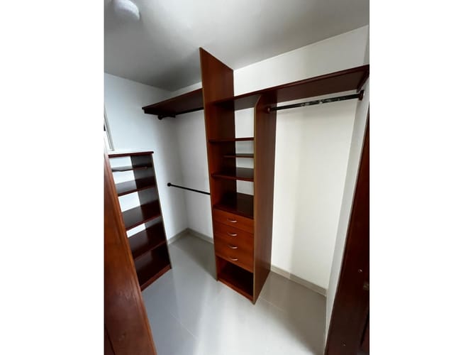 Apartamento de 4 alcobas en venta en Cristales, Cali, 125 m² · foto 10 de 12