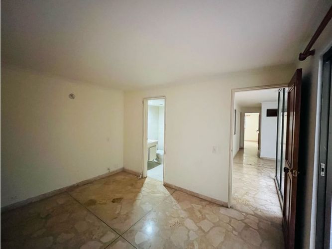 Apartamento de 4 alcobas en venta en Laureles, Medellín, 142 m² · foto 7 de 22