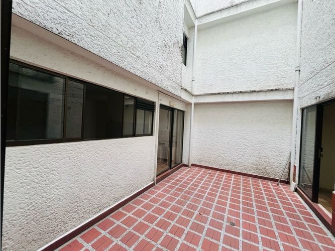 Apartamento de 4 alcobas en venta en Laureles, Medellín, 142 m² · foto 12 de 22