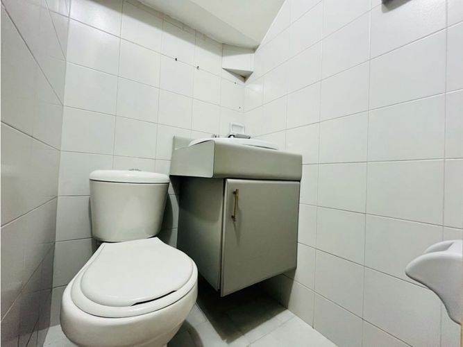 Apartamento de 4 alcobas en venta en Laureles, Medellín, 142 m² · foto 20 de 22