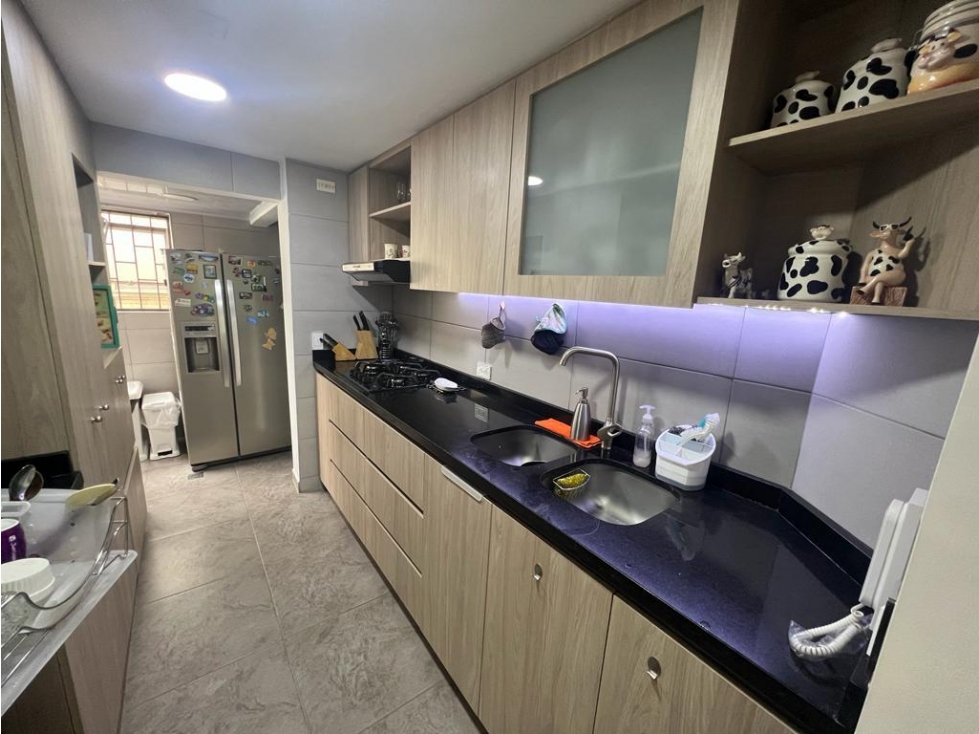 Apartamento en venta en Ciudad Capri, Cali · foto 2 de 7