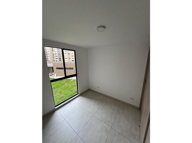 Apartamento de 2 alcobas en venta en La Macarena, Rionegro, 50 m² · foto 4 de 11