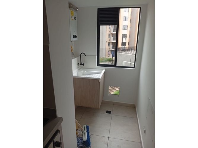 Apartamento de 2 alcobas en venta en La Macarena, Rionegro, 50 m² · foto 10 de 11