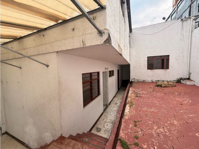 Casa de 9 alcobas en venta en Granada, Cali, 750 m² · foto 7 de 24