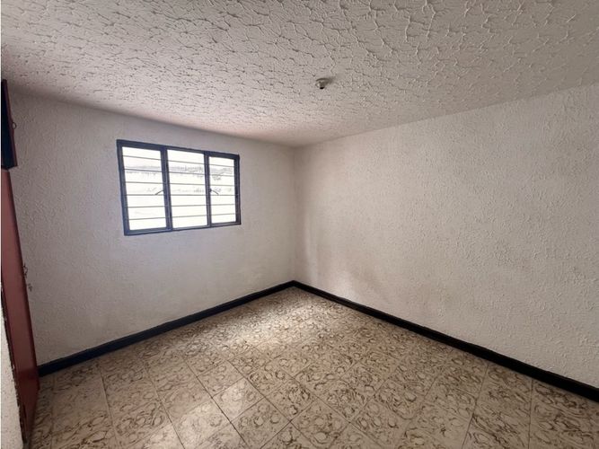 Casa de 9 alcobas en venta en Granada, Cali, 750 m² · foto 20 de 24