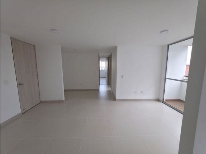 Apartamento de 3 alcobas en venta en Cuchillas De San Jose, Rionegro, 62 m² · foto 4 de 13
