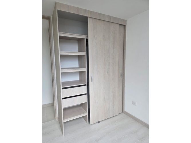 Apartamento de 3 alcobas en venta en Cuchillas De San Jose, Rionegro, 62 m² · foto 8 de 13