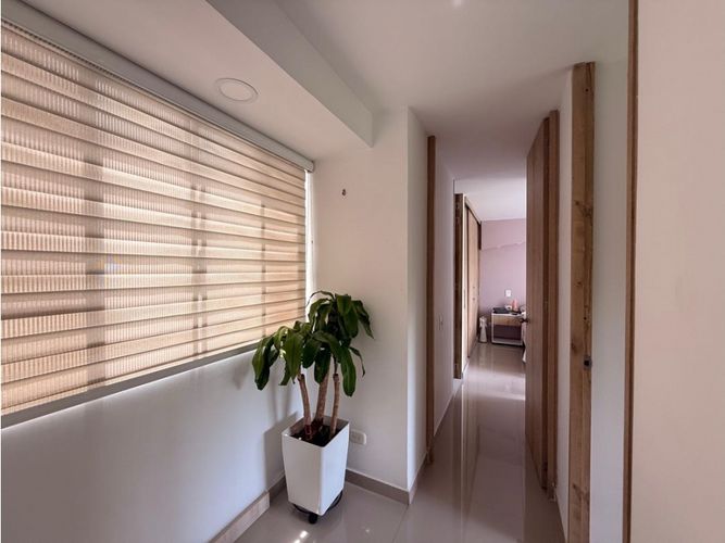 Apartamento de 2 alcobas en venta en Cr. Los Naranjos, Jamundí, 63 m² · foto 4 de 10