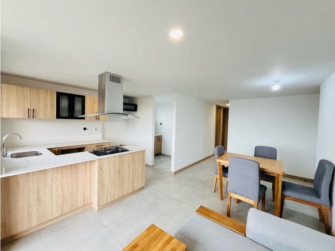 Apartamento de 3 alcobas en venta en Llano Grande, Rionegro, 72 m² · foto 2 de 17