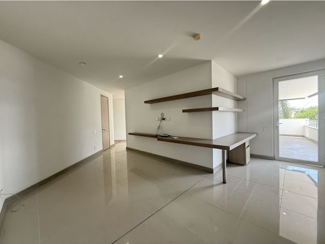 Apartamento de 3 alcobas en venta en Pance, Cali, 187 m² · foto 4 de 24