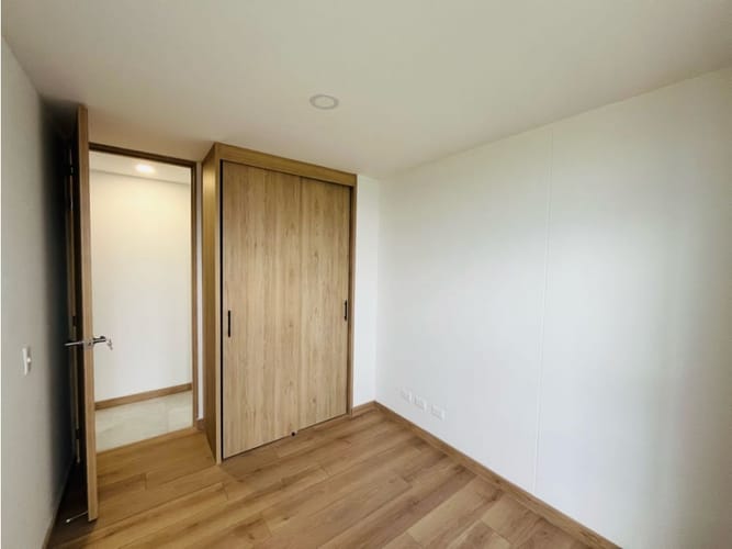Apartamento de 3 alcobas en venta en Llano Grande, Rionegro, 72 m² · foto 10 de 17