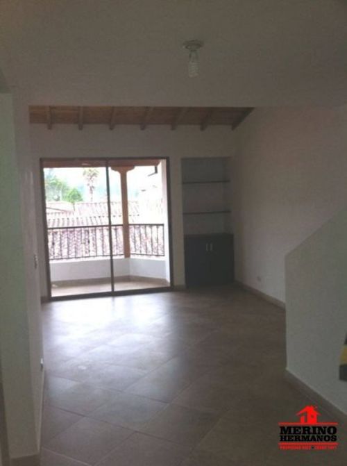 Apartamento de 3 alcobas en venta en La Ceja, 153 m² · foto 2 de 15