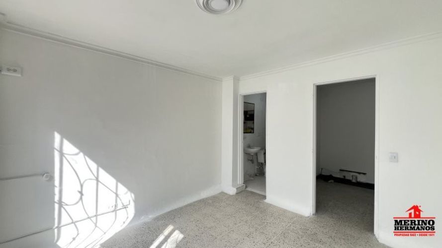 Consultorio en arriendo en Conquistadores, Medellín, 20 m² · foto 5 de 12