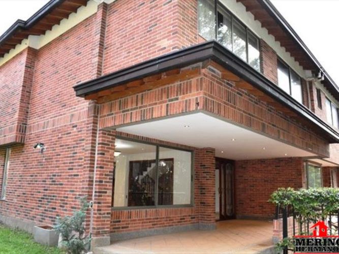 Casa de 5 alcobas en arriendo en El Poblado, Medellín, 250 m² · foto 15 de 24