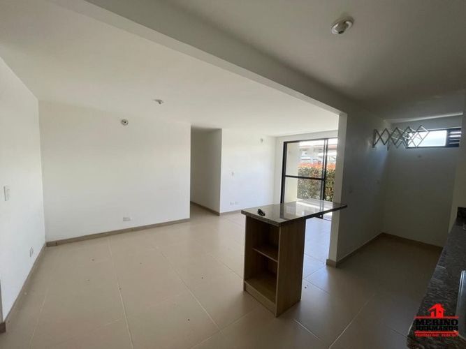 Apartamento de 3 alcobas en venta en Lomitas, La Ceja, 82 m² · foto 4 de 21