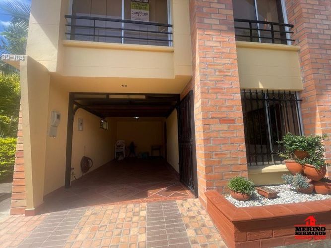 Casa de 4 alcobas en venta en Santa Ana, Rionegro, 180 m² · foto 2 de 24