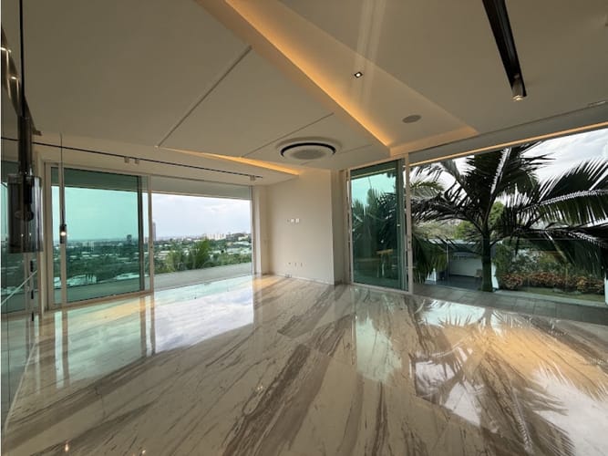 Casa de 4 alcobas en venta en Ciudad Jardin, Cali, 980 m² · foto 3 de 24