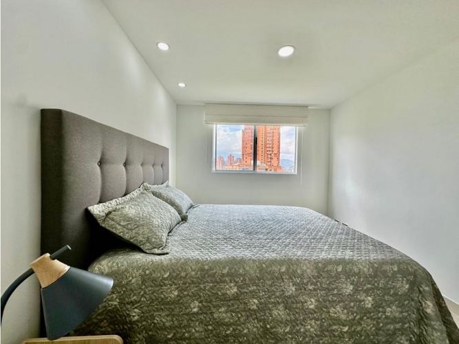 Apartaestudio en venta en Lalinde, Medellín, 47 m² · foto 8 de 14