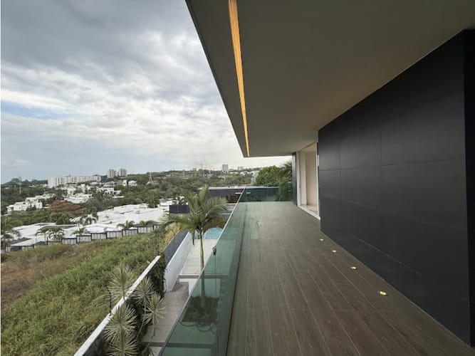 Casa de 4 alcobas en venta en Ciudad Jardin, Cali, 980 m² · foto 12 de 24